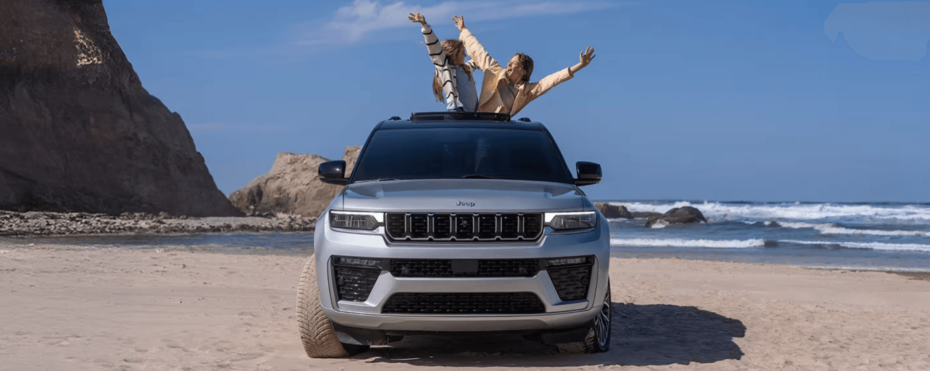 Should Providence Drivers Buy a Jeep Wrangler or Grand Cherokee?