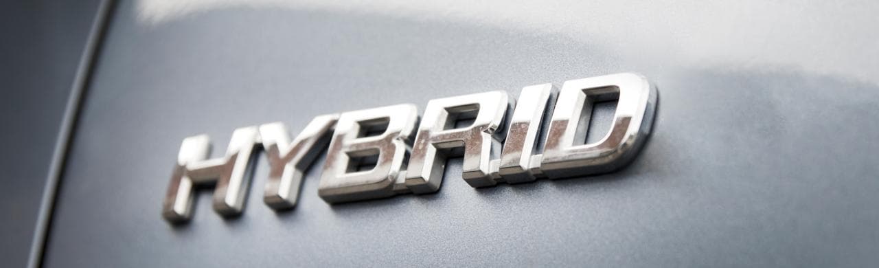 Master the I-95 Commute: Best High-MPG Hybrids for Providence Drivers